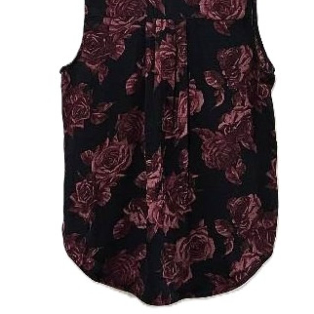 TORRID BLACK RED BURGUNDY ROSES SLEEVELESS V-NECK GOTH TOP 0 (L) - Picture 8 of 12